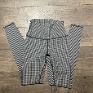 Alo Micro Houndstooth Leggings